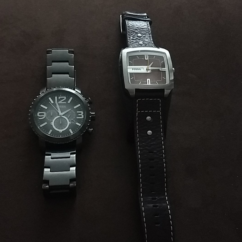 2 fossil watches